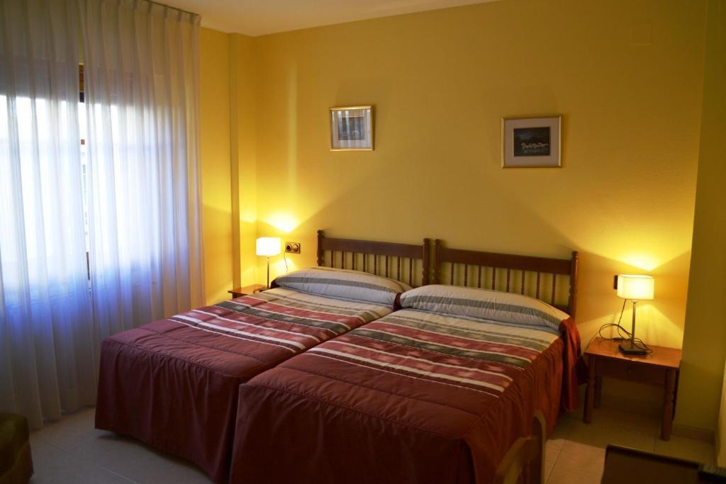 Hostal El Vegano Utiel Dış mekan fotoğraf